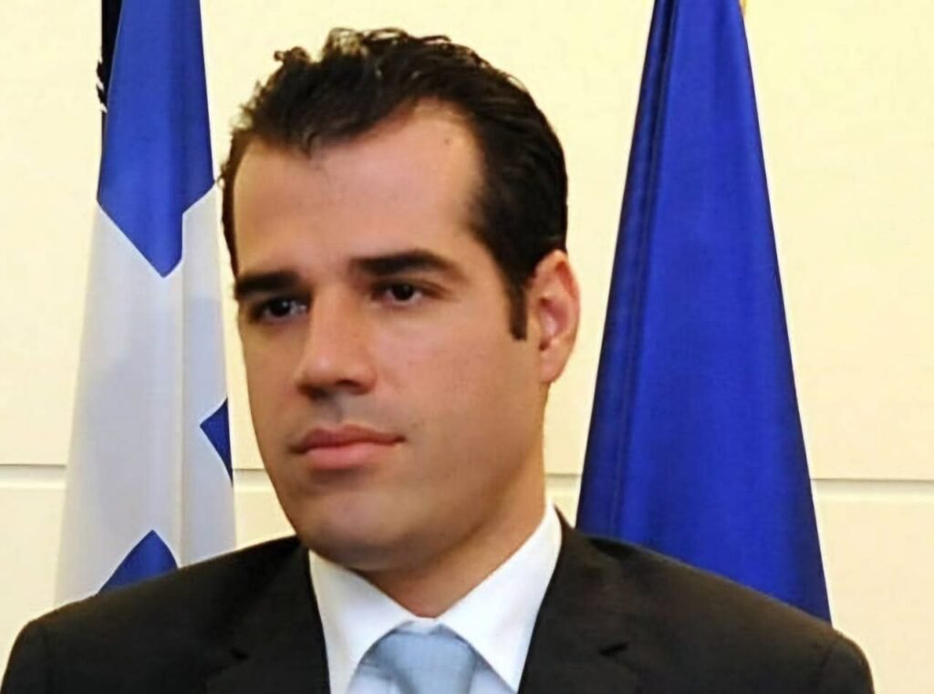 Στη Σάμο σήμερα ο Υπουργός Μετανάστευσης και Ασύλου, Θάνος Πλεύρης