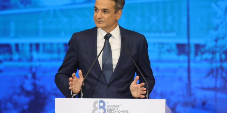 Αντίστροφη μέτρηση για την ανακοίνωση του πακέτου 2 δισ. στη ΔΕΘ για φορολογικές κλίμακες, συντελεστές και ενοίκια