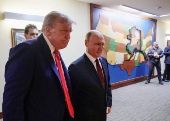 Ο Τραμπ δίνει διορία στον Πούτιν για να αποφασίσει διμερή συνάντηση με Ζελένσκι – Πυρετώδεις διαβουλεύσεις για τις εγγυήσεις ασφαλείας