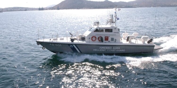 Χαλκιδική: Εντοπίστηκαν και απεγκλωβίστηκαν οι δύο Ρώσοι υποβρύχιοι αλιείς που αγνοούνταν στο Παλαιούρι