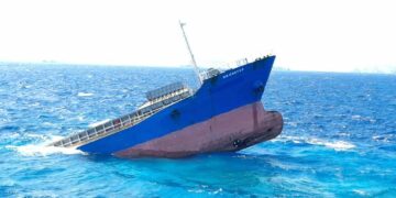 Κρήτη: Βυθίστηκε το φορτηγό πλοίο στο Ακρωτήριο Σίδερο που είχε προσαράξει στη Σητεία