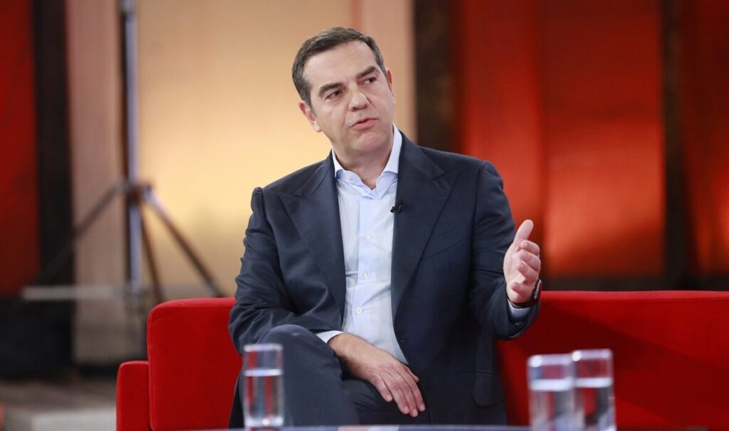 Συνέντευξη Τσίπρα στη Le Monde: "Ποτέ δεν διψούσα για εξουσία αλλά μου λείπει η ενεργός πολιτική"