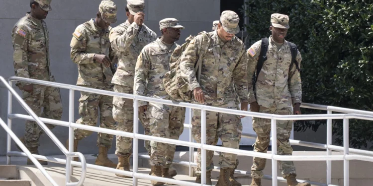 ΗΠΑ: Η Εθνοφρουρά με όπλα στους δρόμους της Ουάσινγκτον