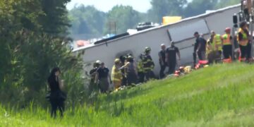 ΗΠΑ: Πολύνεκρο τροχαίο με τουριστικό λεωφορείο με κατεύθυνση από τον Νιαγάρα προς τη Νέα Υόρκη – Τουλάχιστον πέντε νεκροί και δεκάδες τραυματίες