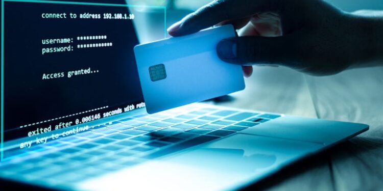 Σάμος: Συνελήφθησαν από την Αστυνομία οι απατεώνες που παρίσταναν τους λογιστές