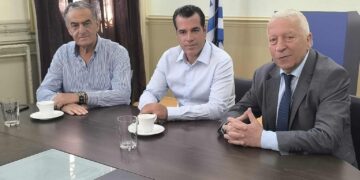 Υπουργός Μετανάστευσης και Ασύλου, Θάνος Πλεύρης:«Δεν υπάρχει περίπτωση τα νησιά μας να δεχθούν επιβάρυνση από πουθενά»