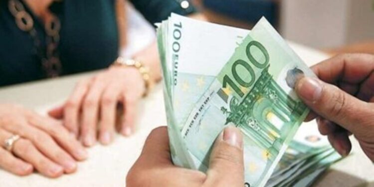 ΔΕΘ: Σενάρια για άμεσες φορολογικές ελαφρύνσεις - Αυξήσεις σε μισθούς και συντάξεις από τον Ιανουάριο 2026