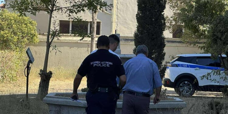 Λέσβος: Προφυλακίστηκε ο 57χρονος που συνελήφθη για τους τέσσερις εμπρησμούς ανήμερα της Παναγίας