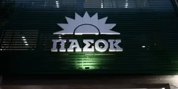 ΠΑΣΟΚ για το νομοσχέδιο Κεραμέως: “Από το 8ωρο στο 13ωρο. Η ΝΔ ξηλώνει τα εργασιακά δικαιώματα”