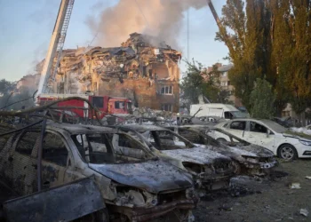 Χτύπημα της Ρωσίας στο Κίεβο – Τουλάχιστον 21 νεκροί και δεκάδες τραυματίες