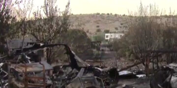 Σαλαμίνα: Συνελήφθη 40χρονος επικελευστής του Πολεμικού Ναυτικού για τη φωτιά στο Βρωμοπούσι