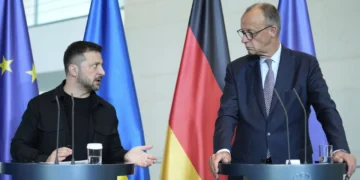 Φρίντριχ Μερτς: "Προφανώς δεν θα υπάρξει συνάντηση Πούτιν-Ζελένσκι -Τραμπ"