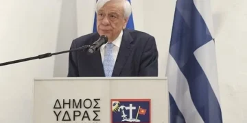 Ομιλία Προκόπη Παυλόπουλου στην Ύδρα: "Η Τουρκία δεν μπορεί να μετέχει στην Ευρωπαϊκή Άμυνα"