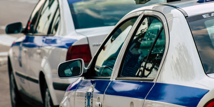 Τεράστια επιχείρηση της αστυνομίας σε Χανιά και Ρέθυμνο: Εξαρθρώθηκε εγκληματικό δίκτυο – Συνελήφθησαν 48 άτομα, ανάμεσά τους και ένστολοι