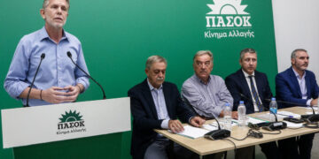 ΠΑΣΟΚ: Παρουσίαση του πρώτου μέρους της «Μαύρης Βίβλου» της κυβέρνησης: «Μια χαμένη ευκαιρία»