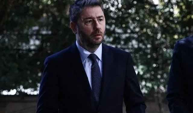 Επιστολή Ανδρουλάκη στον πρόεδρο της Βουλής Κακλαμάνη για διαφάνεια στην επιλογή των επικεφαλής Ανεξάρτητων Αρχών