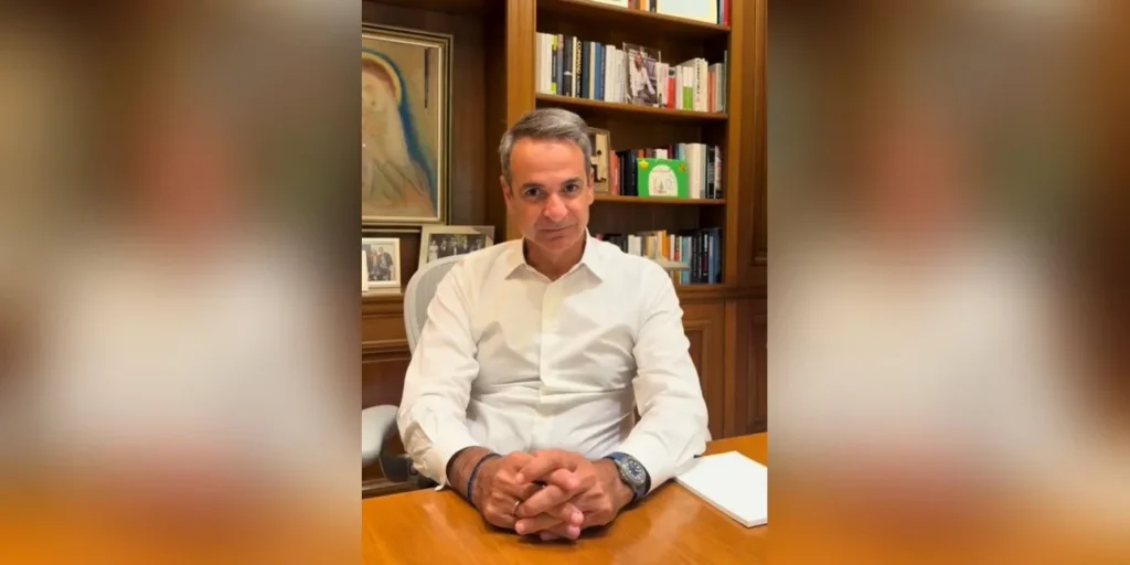 Βίντεο Μητσοτάκη στο TikTok: "Πάμε να κάνουμε ένα challenge; Οι δράσεις της κυβέρνησης μέσα τον Αύγουστο"