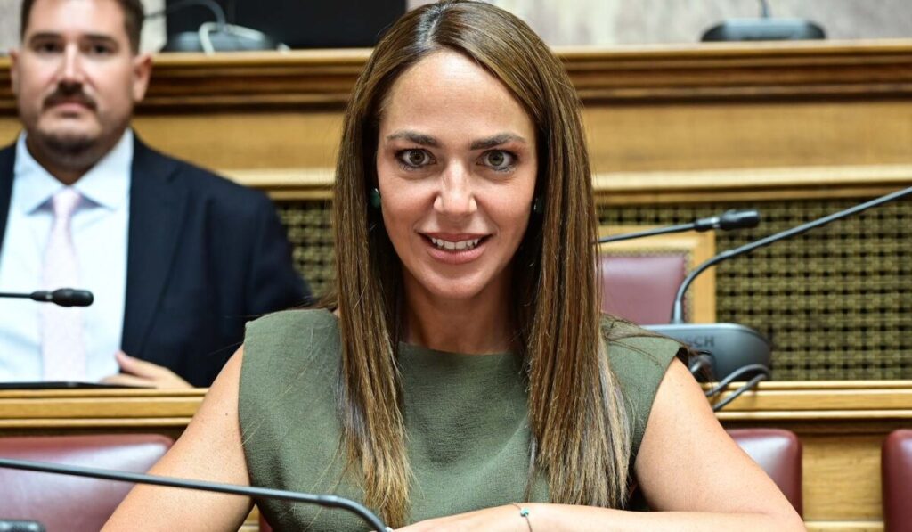 Υπουργός Κοινωνικής Συνοχής και Οικογένειας Δόμνα Μιχαηλίδου: Οι τρίτεκνοι γονείς θα διατηρούν τα προνόμιά τους ισόβια