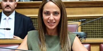 Υπουργός Κοινωνικής Συνοχής και Οικογένειας Δόμνα Μιχαηλίδου: Οι τρίτεκνοι γονείς θα διατηρούν τα προνόμιά τους ισόβια