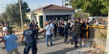 Δράμα: Ένταση και διαμαρτυρίες έξω από το Νοσοκομείο – Ματαίωσε την επίσκεψή του ο Άδωνις Γεωργιάδης