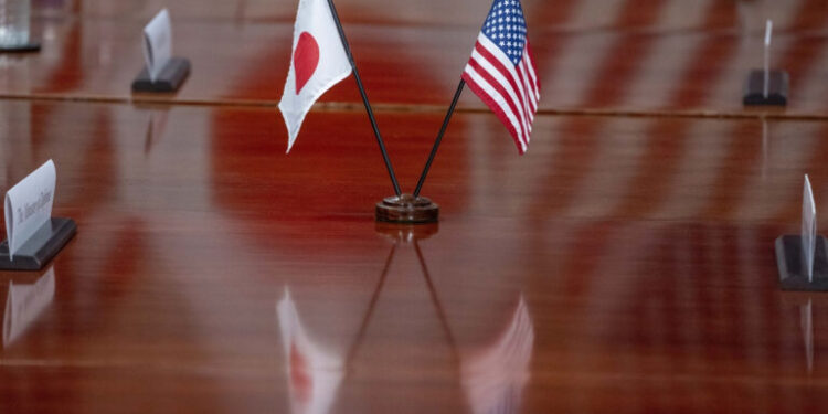 ΗΠΑ: Με νέο διάταγμα ο Τραμπ μειώνει στο 15% τους δασμούς στα ιαπωνικά αυτοκίνητα