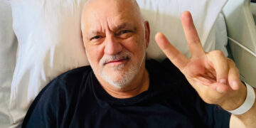 Νίκος Πορτοκάλογλου για την επέμβαση ρουτίνας που έκανε σε νοσοκομείο: «Κλείνω και έρχομαι, έρχομαι, φτάνω»