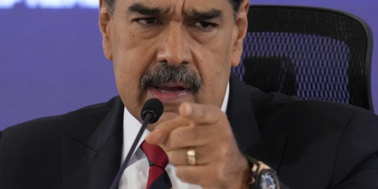 Νικολάς Μαδούρο: "Καμιά διαφορά με τις ΗΠΑ «δεν δικαιολογεί» στρατιωτική σύγκρουση με τη Βενεζουέλα"