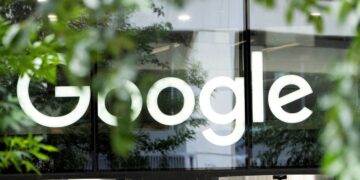 Ο Ντόναλντ Τραμπ απειλεί την ΕΕ με τιμωρητικούς δασμούς για το πρόστιμο στην Google