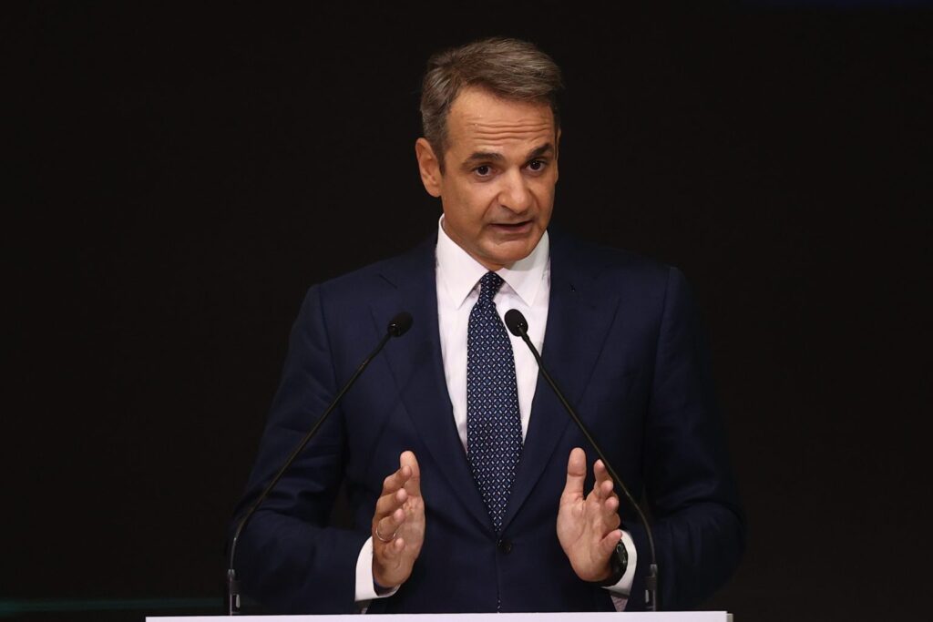 Τι περιλαμβάνει το "πακέτο Μητσοτάκη" στη ΔΕΘ: Ποιες είναι οι παροχές και οι μεταρρυθμίσεις για φορολογία, συντάξεις, ΕΝΦΙΑ, νέους και οικογένεια