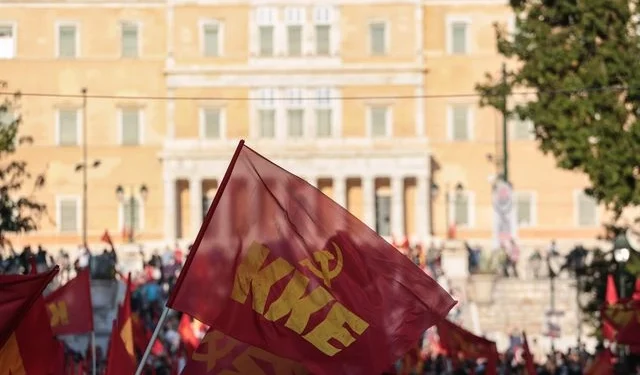 Ανακοίνωση του ΚΚΕ για τις εξαγγελίες του Κυριάκου Μητσοτάκη στην 89η ΔΕΘ: “Γεμάτο με παροχές για τους επιχειρηματικούς ομίλους το ‘καλάθι'”