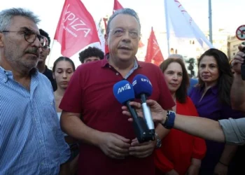 Μήνυμα Φάμελλου από το συλλαλητήριο στη ΔΕΘ: “Η μόνη επιλογή που έχει ο κ. Μητσοτάκης είναι να φύγει το συντομότερο”