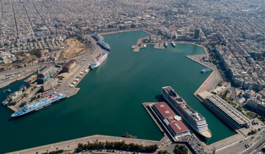 Πειραιάς: Κρουαζιερόπλοιο χτύπησε στο λιμάνι – Δημιουργήθηκε ρήγμα δέκα μέτρων - Η ανακοίνωση του Λιμενικού