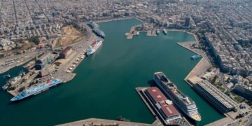 Πειραιάς: Κρουαζιερόπλοιο χτύπησε στο λιμάνι – Δημιουργήθηκε ρήγμα δέκα μέτρων - Η ανακοίνωση του Λιμενικού