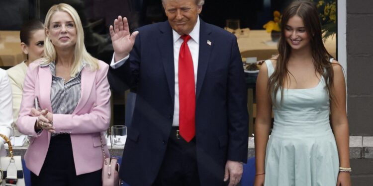 Ντόναλντ Τραμπ: Τελευταία προειδοποίηση στη Χαμάς για τους ομήρους