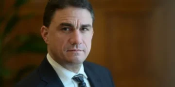 Κώστας Τσουκαλάς για τη συνέντευξη τύπου Μητσοτάκη στη ΔΕΘ: “Προσκολλημένος στην καρέκλα της εξουσίας ο πρωθυπουργός”