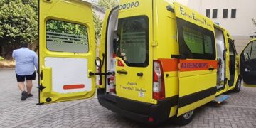 Αιματηρό επεισόδιο στα Χανιά: Δύο άτομα στο νοσοκομείο με τραύματα από μαχαίρι