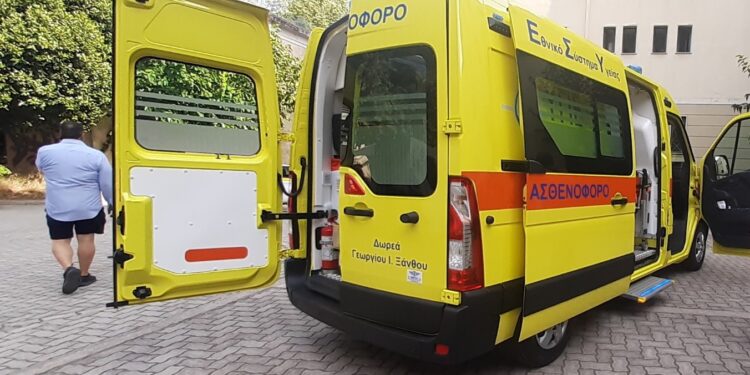 Αιματηρό επεισόδιο στα Χανιά: Δύο άτομα στο νοσοκομείο με τραύματα από μαχαίρι