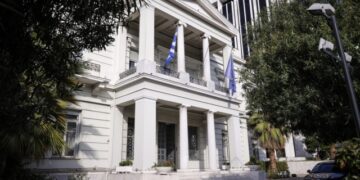 Ανακοίνωση του ΥΠΕΞ: “Καταδικάζουμε τη φονική τρομοκρατική επίθεση στην Ιερουσαλήμ”