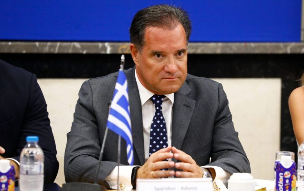 Ο Άδωνις Γεωργιάδης προσκλήθηκε από τους γιατρούς στο Νοσοκομείο Δράμας