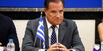 Ο Άδωνις Γεωργιάδης προσκλήθηκε από τους γιατρούς στο Νοσοκομείο Δράμας