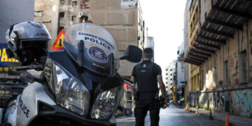 Επιχείρηση «Μηδενική ανοχή στη μη χρήση κράνους»: Πάνω από 2.800 παραβάσεις βεβαιώθηκαν την εβδομάδα 1 – 7/9/2025