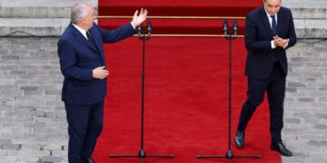 Γαλλία: Ορκίστηκε ο  Σεμπαστιέν Λεκορνί, ο πέμπτος πρωθυπουργός στη Γαλλία σε τρία χρόνια