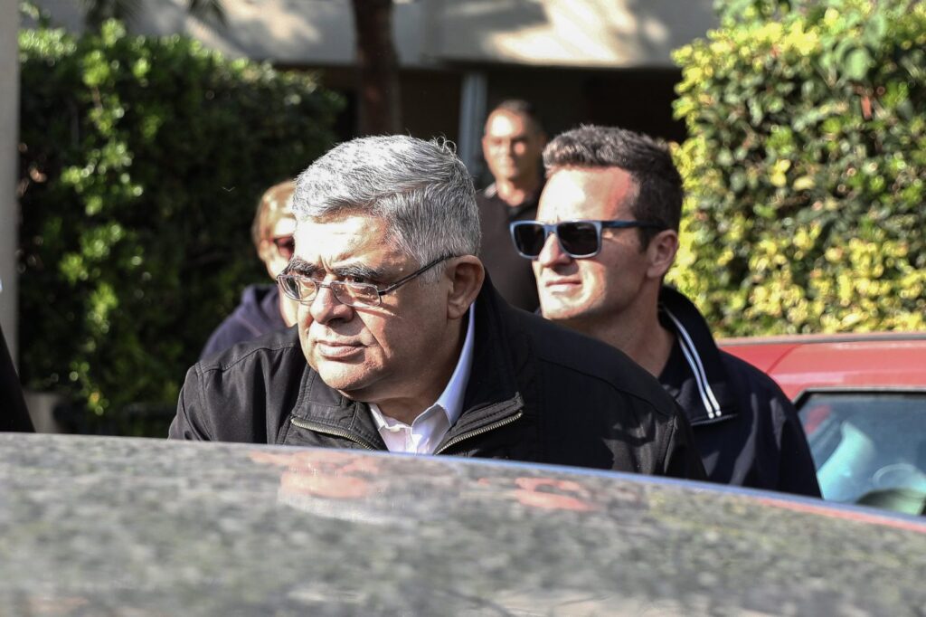 Αποφυλακίστηκε ο πρώην επικεφαλής της Χρυσής Αυγής Νίκος Μιχαλολιάκος