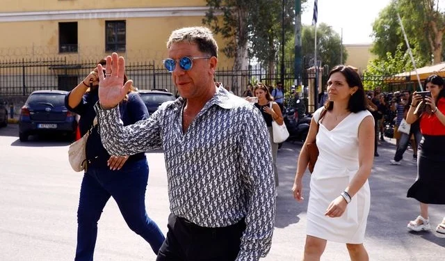 Ο Γιώργος Μαζωνάκης κατέθεσε μηνύσεις κατά συγγενών του για τον εγκλεισμό του στο Δρομοκαΐτειο