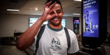 Δηλώσεις Καραλή μετά την επιστροφή του από το Παγκόσμιο Πρωτάθλημα Στίβου στο Τόκιο: "Ελπίζω να καταφέρω να ξεπεράσω τον Ντουπλάντις, αισθάνομαι ικανός για άλμα πάνω από τα 6,15 μέτρα"