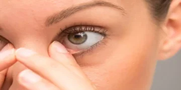 Τι να κάνετε αν μπει κάτι στο μάτι σας