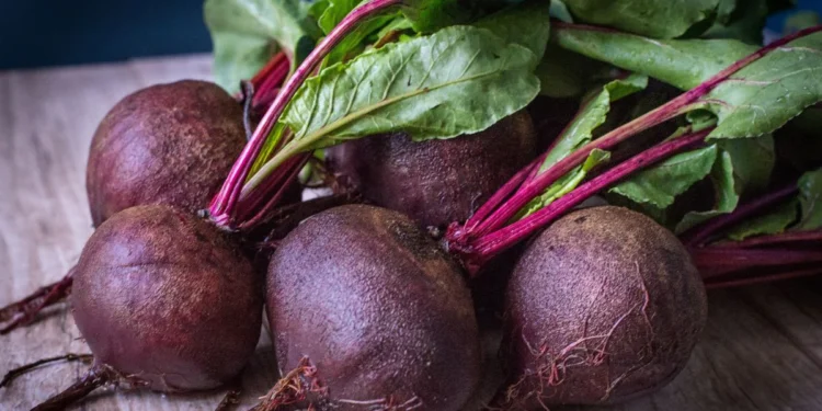 Αρτηριακή πίεση: Πως βοηθάνε τα παντζάρια