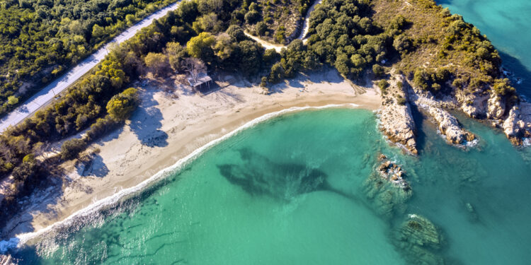 Ρόδος 2025: Η νέα χρυσή ευκαιρία για επενδύσεις σε ακίνητα - Οδηγός για έξυπνους επενδυτές