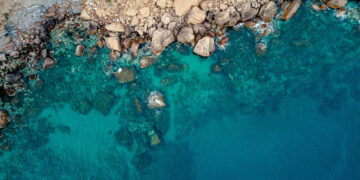 Ραφήνα Τήνος: Ένα ταξίδι που καταλήγει σε γλυκές απολαύσεις