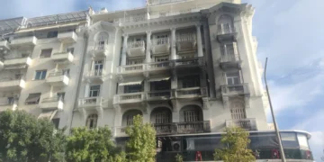 Θεσσαλονίκη: Φωτιά σε καφέ μπαρ στη λεωφόρο Νίκης